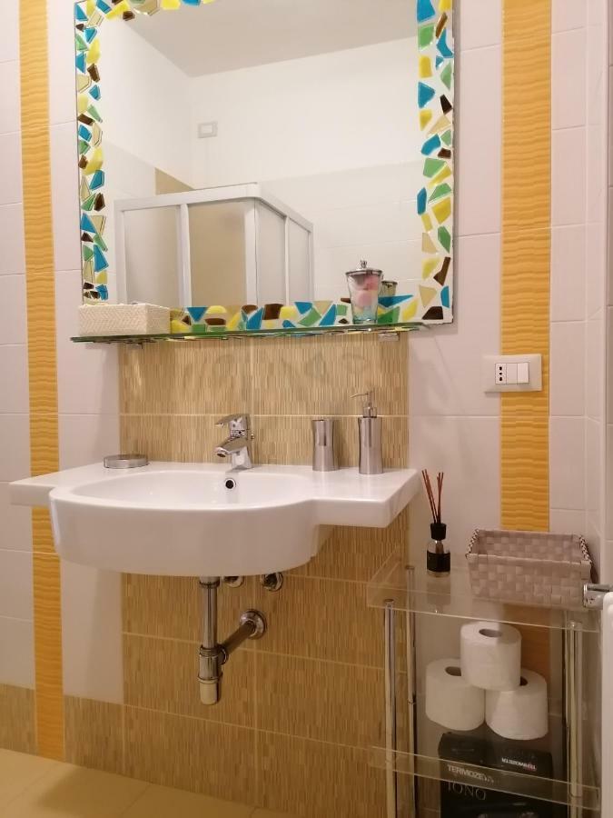 Appartamento Elegante Nuovissimo Куарту-Сант'Элена Экстерьер фото